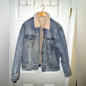 Denim jacket from mnml